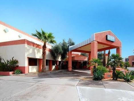 Quality Inn & Suites Downtown פיניקס מראה חיצוני תמונה