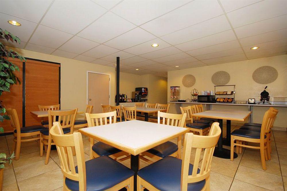Quality Inn & Suites Downtown פיניקס מראה חיצוני תמונה