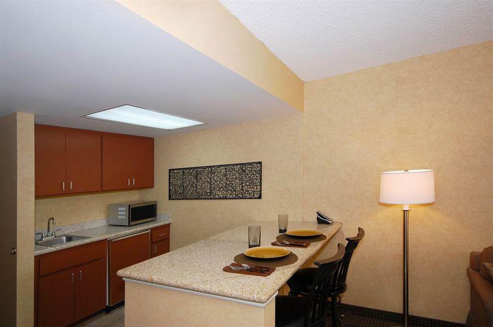 Quality Inn & Suites Downtown פיניקס מראה חיצוני תמונה
