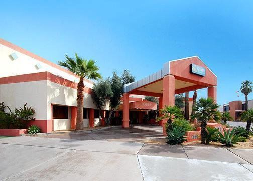 Quality Inn & Suites Downtown פיניקס מראה חיצוני תמונה